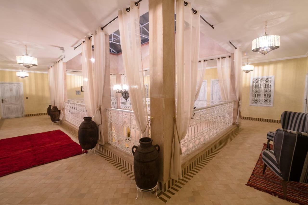 Riad Chebbi Мерзуга Экстерьер фото